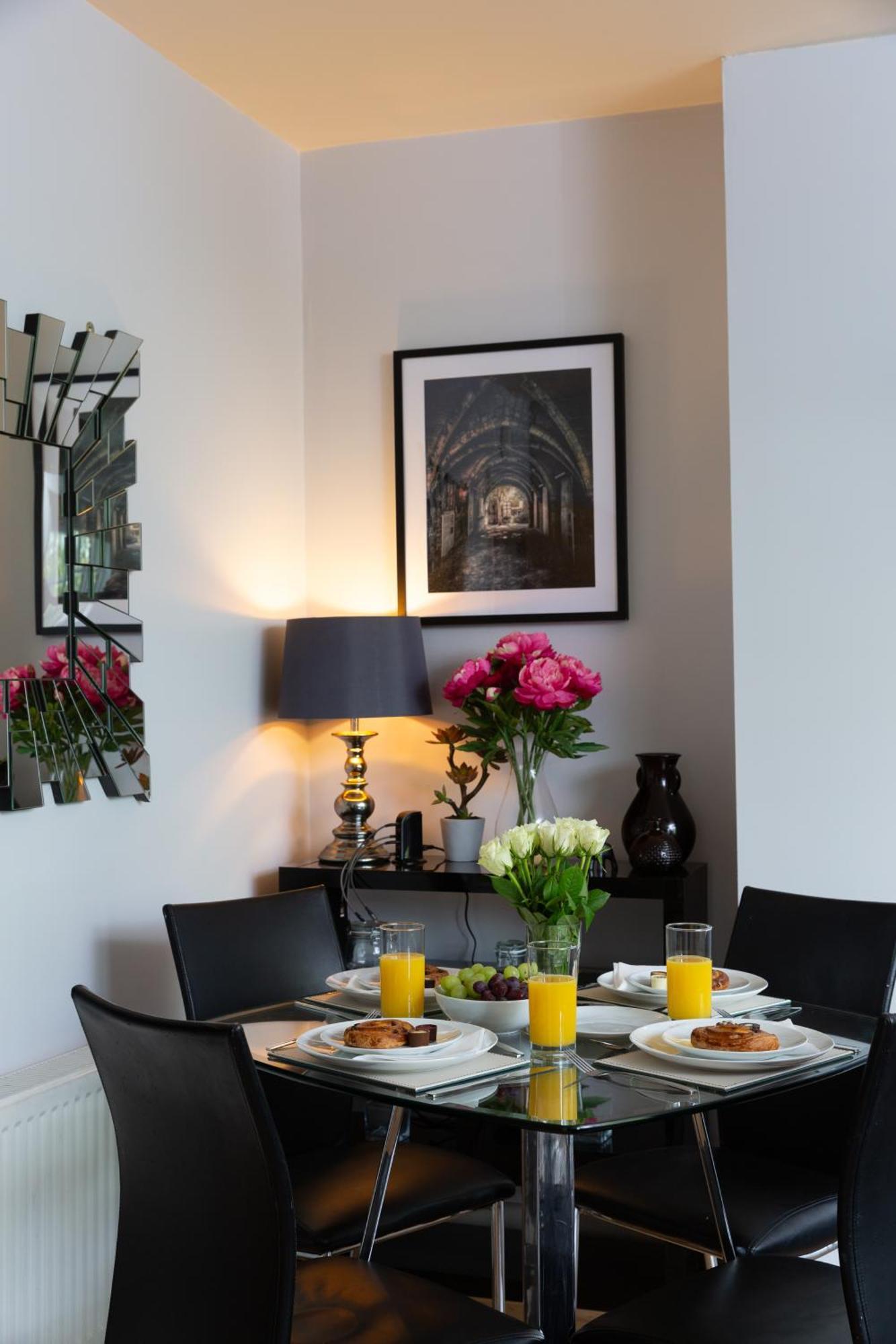 Bootham Court Grade II Duplex Apartment With Free Parking & Wi-Fi - Sleeps 2-6 People 约克 外观 照片